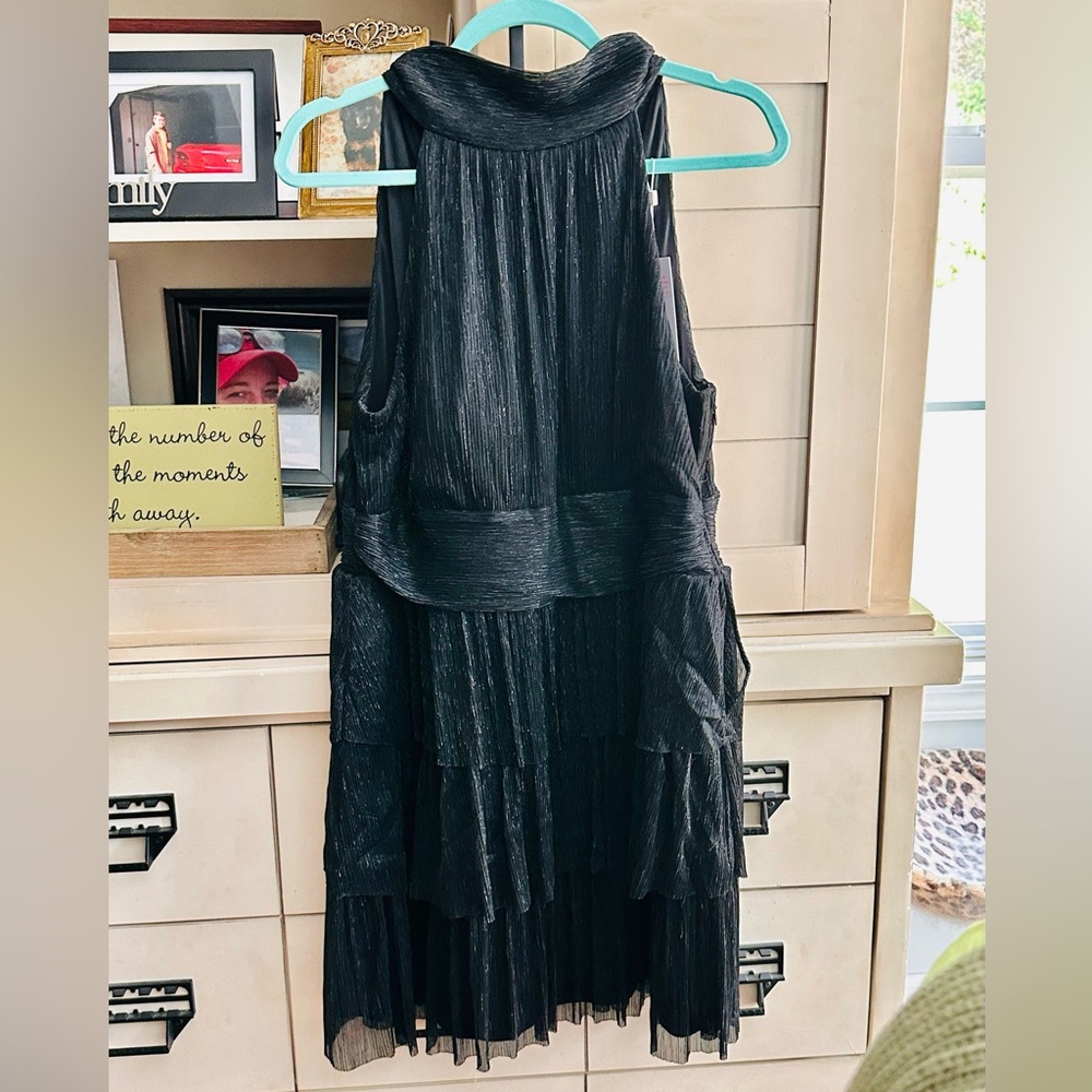 Lilly Pulitzer Elegant Black Sleeveless Dress